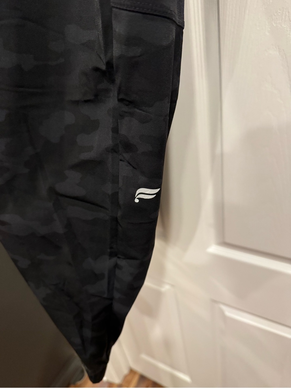 Fabletics joggers - Picture 3 of 5